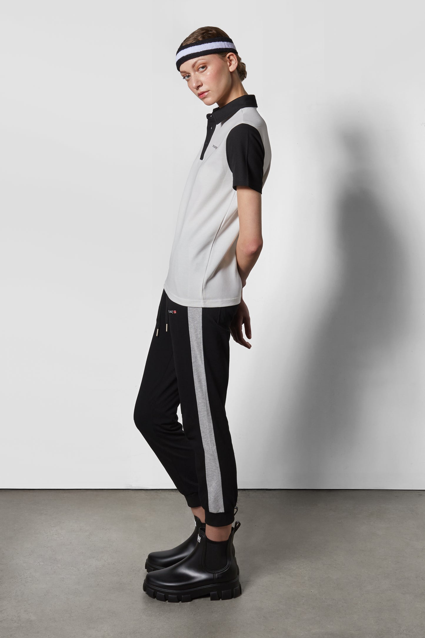 Vanguard Polo – Light Mode (Womens)